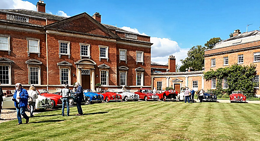 Jowett Jupiters meet at Market harborough in 2019